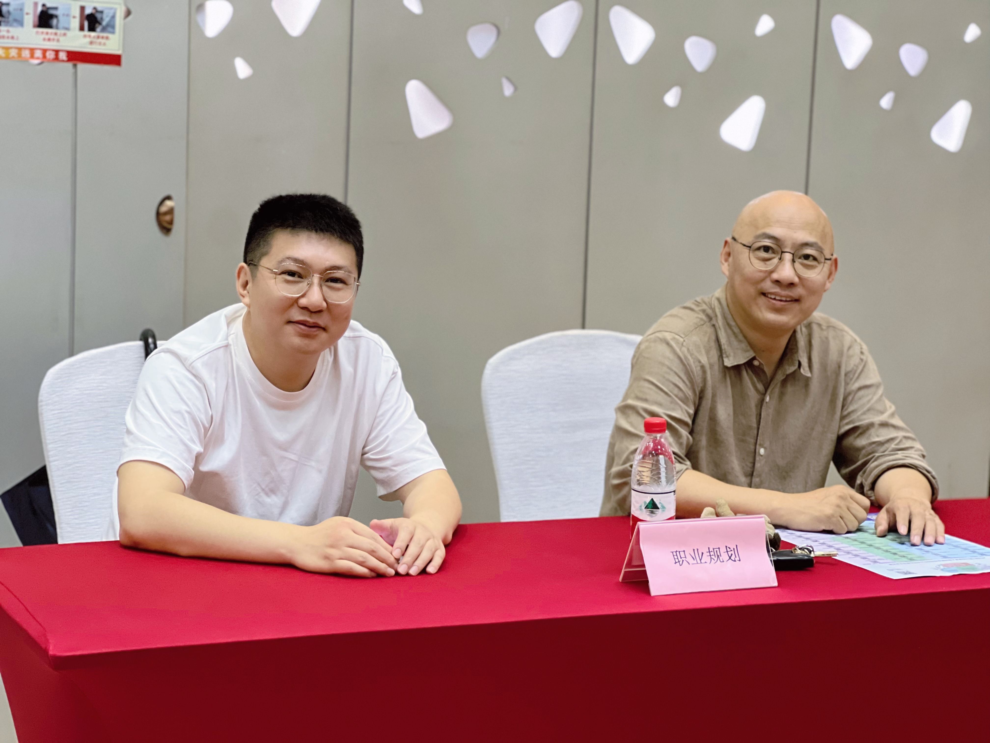 2024太倉夏季畢業生招聘會圓滿落幕：風雨無阻，共筑就業橋梁